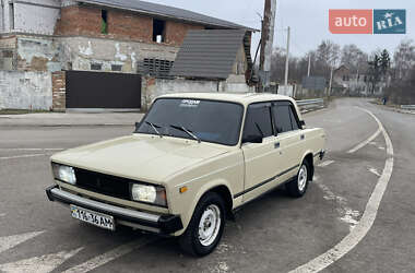 Седан ВАЗ / Lada 2105 1989 в Тульчині