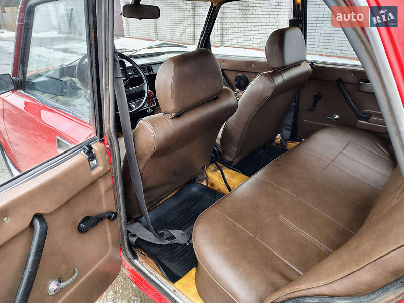 Седан ВАЗ / Lada 2105 1989 в Дніпрі
