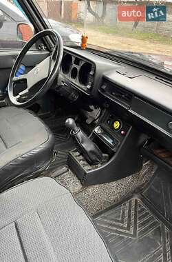 Седан ВАЗ / Lada 2105 1993 в Харькове