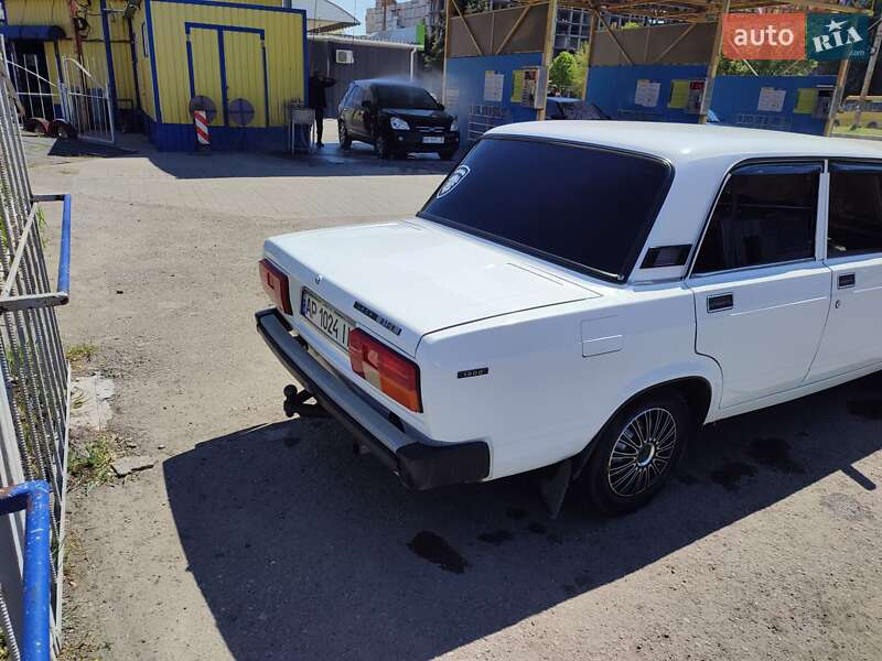 Седан ВАЗ / Lada 2105 1989 в Запоріжжі