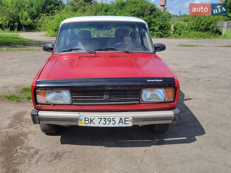 Седан ВАЗ / Lada 2105 1995 в Мизоче