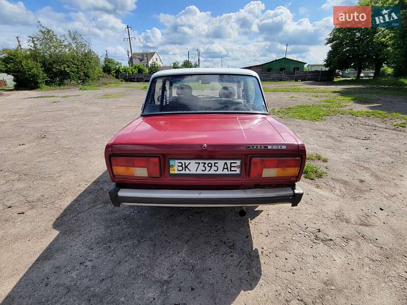 Седан ВАЗ / Lada 2105 1995 в Мизоче