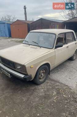 Седан ВАЗ 2105 1985 в Марганці