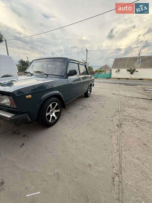 Седан ВАЗ / Lada 2105 1997 в Новомосковске