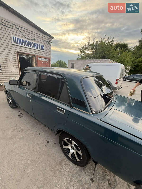 Седан ВАЗ / Lada 2105 1997 в Новомосковске