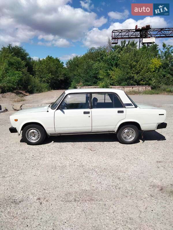 Седан ВАЗ / Lada 2105 1983 в Дніпрі фото 6 Седан ВАЗ / Lada 2105 1983 в Дніпрі