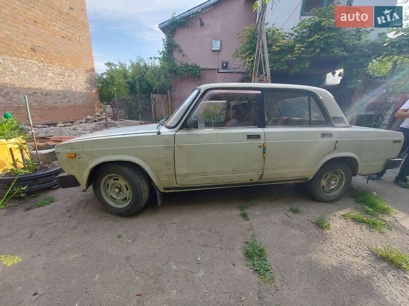Седан ВАЗ / Lada 2105 1982 в Тернополе