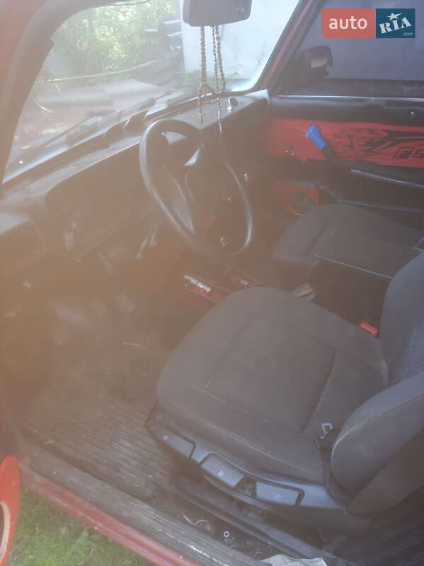 Седан ВАЗ / Lada 2105 1990 в Жидачове