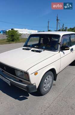 Седан ВАЗ 2105 1996 в Хотині