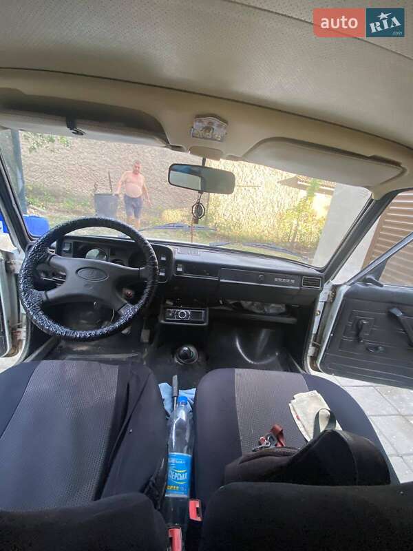 Седан ВАЗ / Lada 2105 2001 в Болграді