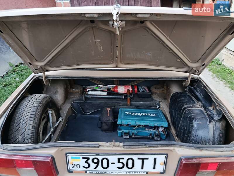 Седан ВАЗ / Lada 2105 1986 в Тернополе