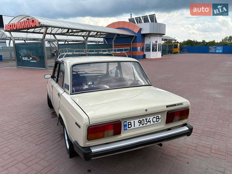 Седан ВАЗ / Lada 2105 1984 в Полтаве