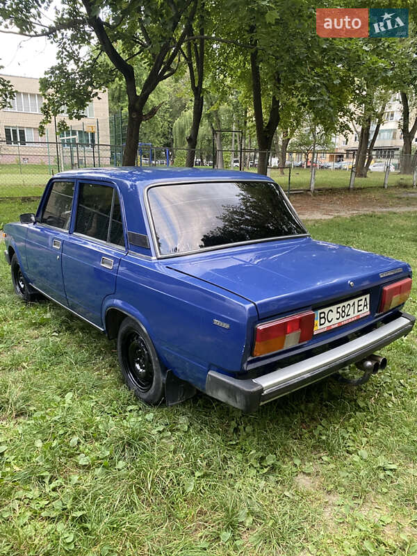 Седан ВАЗ / Lada 2105 1990 в Львове