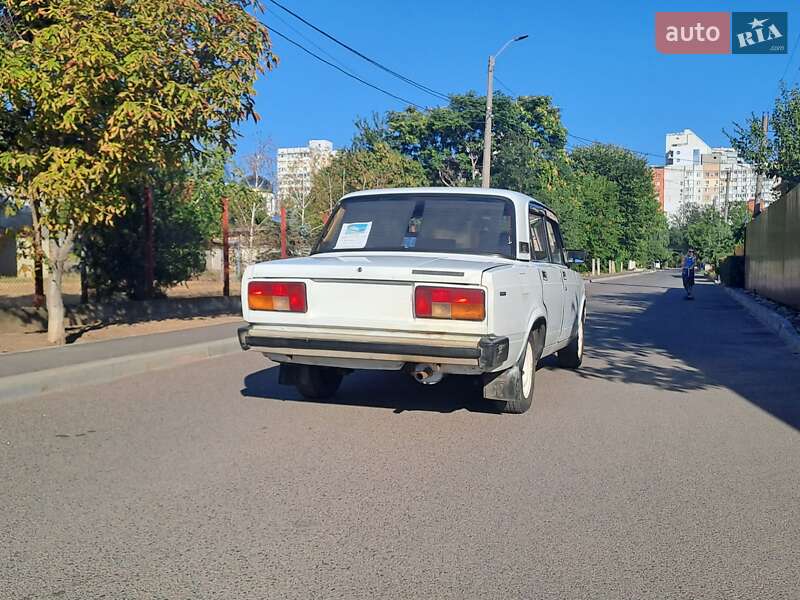 Седан ВАЗ / Lada 2105 1991 в Одесі