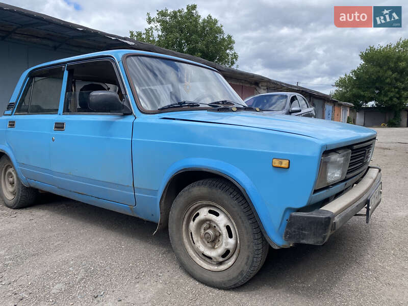 Седан ВАЗ / Lada 2105 1983 в Кривому Розі фото 5 Седан ВАЗ / Lada 2105 1983 в Кривому Розі