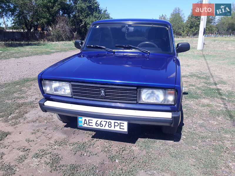 Седан ВАЗ / Lada 2105 1986 в Кривом Роге