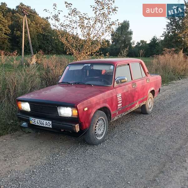 Седан ВАЗ / Lada 2105 1993 в Черновцах