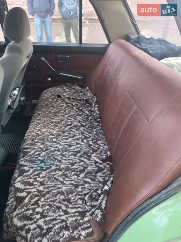 Седан ВАЗ / Lada 2105 1983 в Днепре