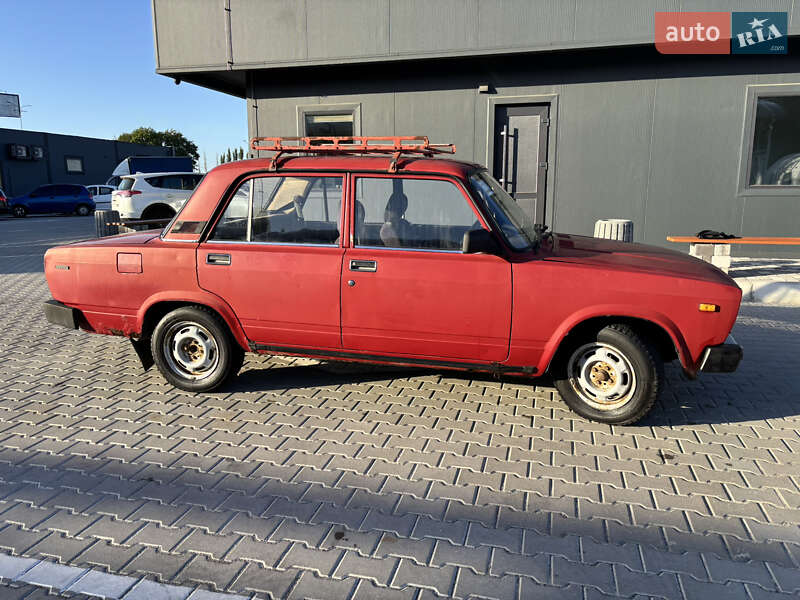 Седан ВАЗ / Lada 2105 1990 в Великой Александровке