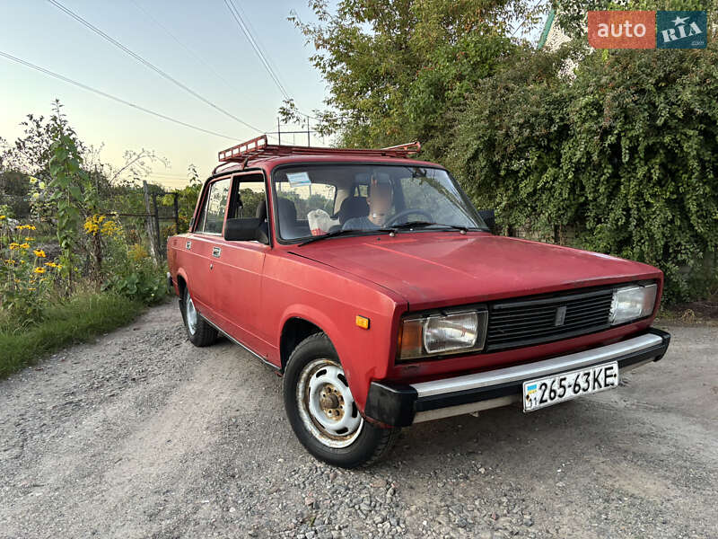 Седан ВАЗ / Lada 2105 1990 в Великой Александровке
