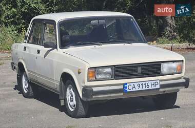 Седан ВАЗ 2105 1995 в Умані