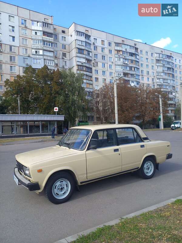Седан ВАЗ / Lada 2105 1987 в Харькове