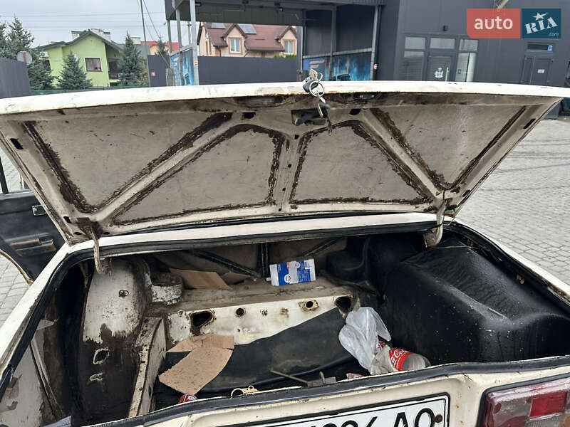 Седан ВАЗ / Lada 2105 1989 в Дублянах