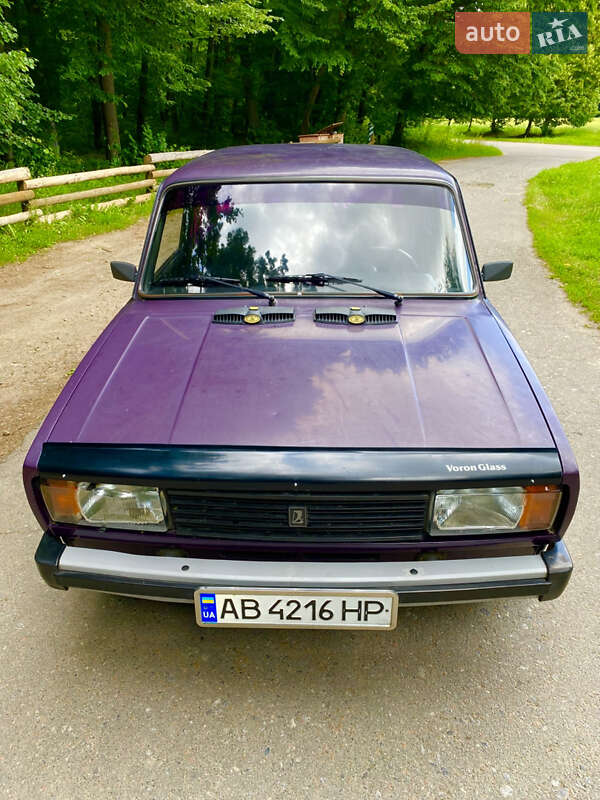 Седан ВАЗ / Lada 2105 2000 в Ильинцах