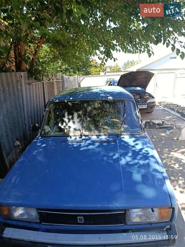 Седан ВАЗ / Lada 2105 1986 в Верхньодніпровську фото 6 Седан ВАЗ / Lada 2105 1986 в Верхньодніпровську