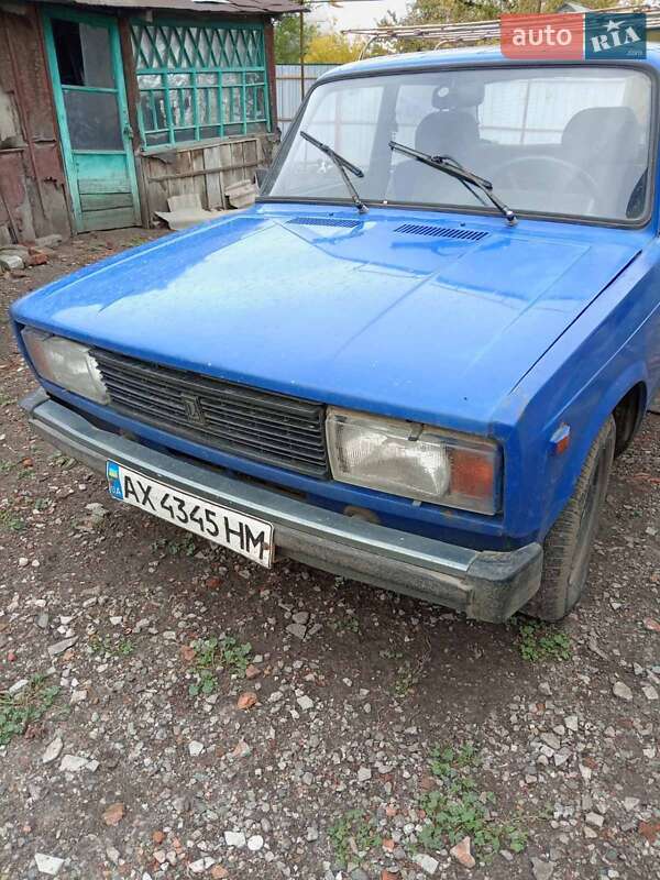Седан ВАЗ / Lada 2105 1999 в Шевченковому
