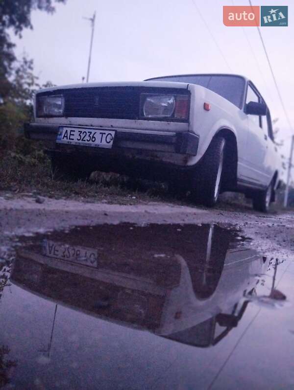 Седан ВАЗ / Lada 2105 1990 в Каменском