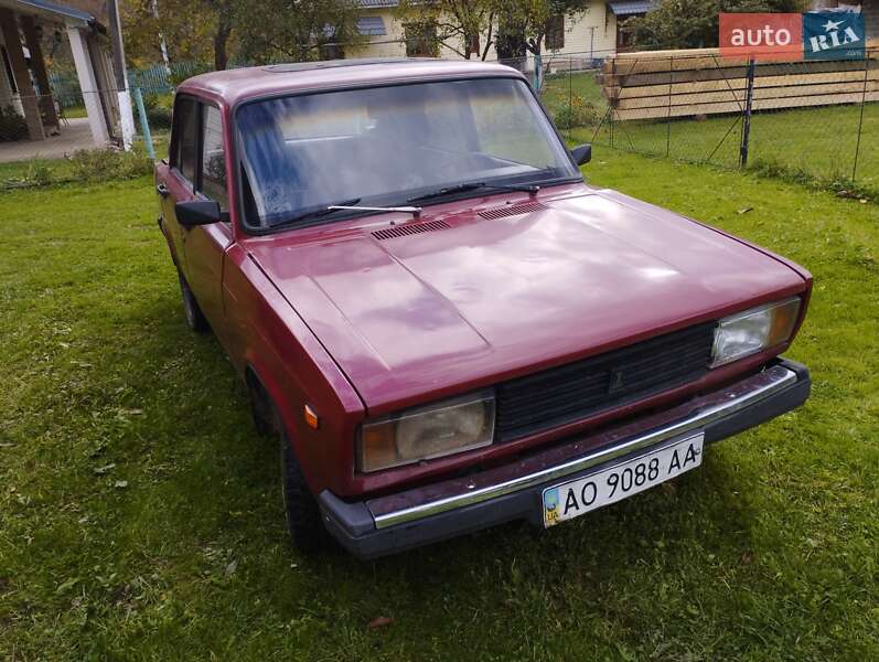 Седан ВАЗ / Lada 2105 1992 в Верховині