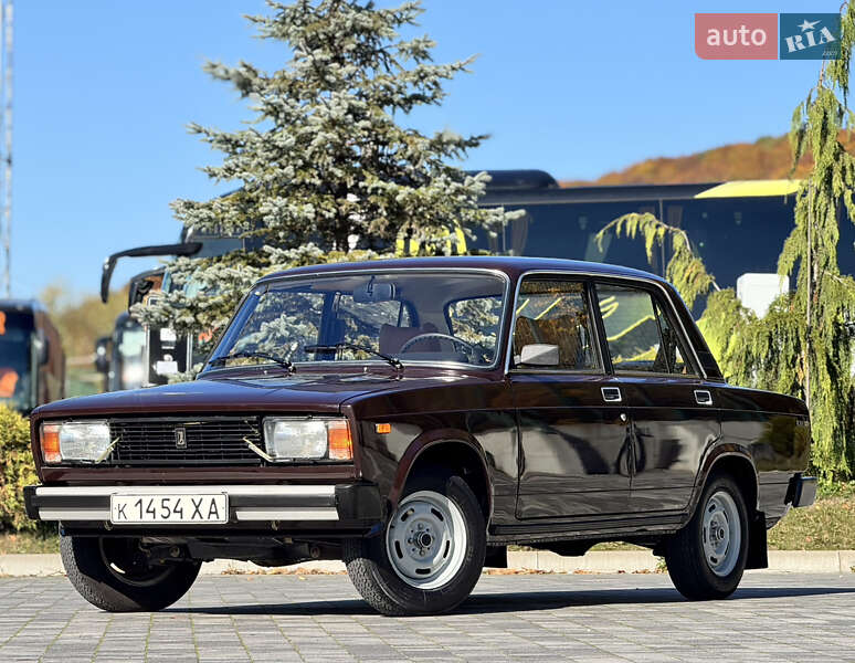 Седан ВАЗ / Lada 2105 1986 в Львове фото 103 Седан ВАЗ / Lada 2105 1986 в Львове