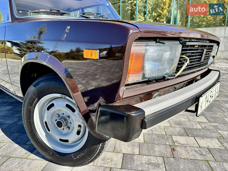 Седан ВАЗ / Lada 2105 1986 в Львове фото 122 Седан ВАЗ / Lada 2105 1986 в Львове