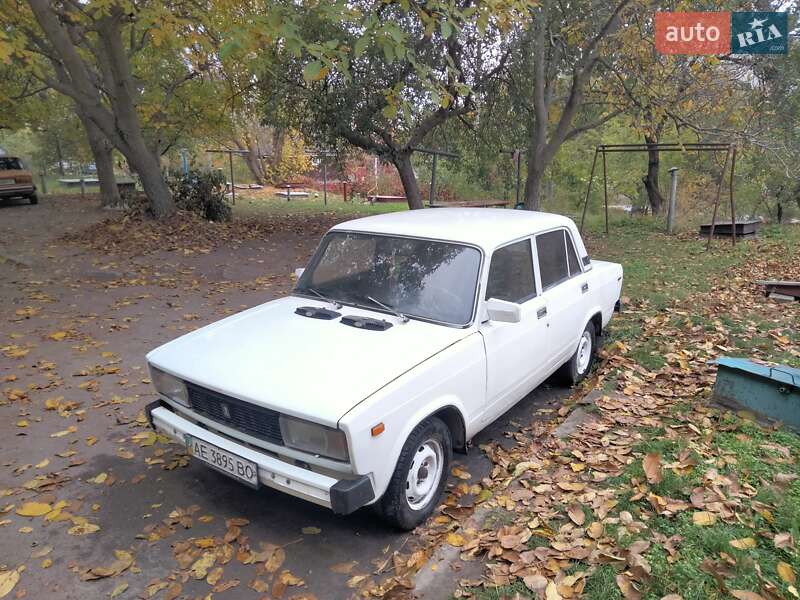 Седан ВАЗ / Lada 2105 1982 в Верхнеднепровске фото 9 Седан ВАЗ / Lada 2105 1982 в Верхнеднепровске