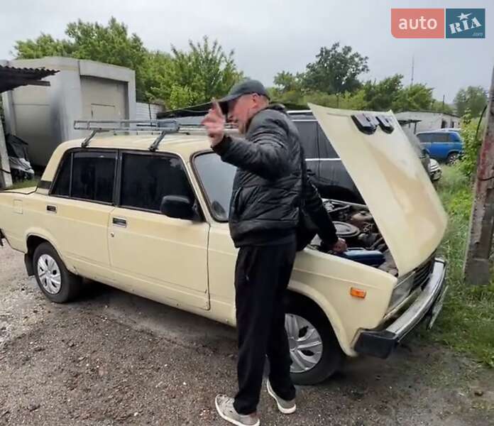 Седан ВАЗ / Lada 2105 1981 в Киеве фото 4 Седан ВАЗ / Lada 2105 1981 в Киеве