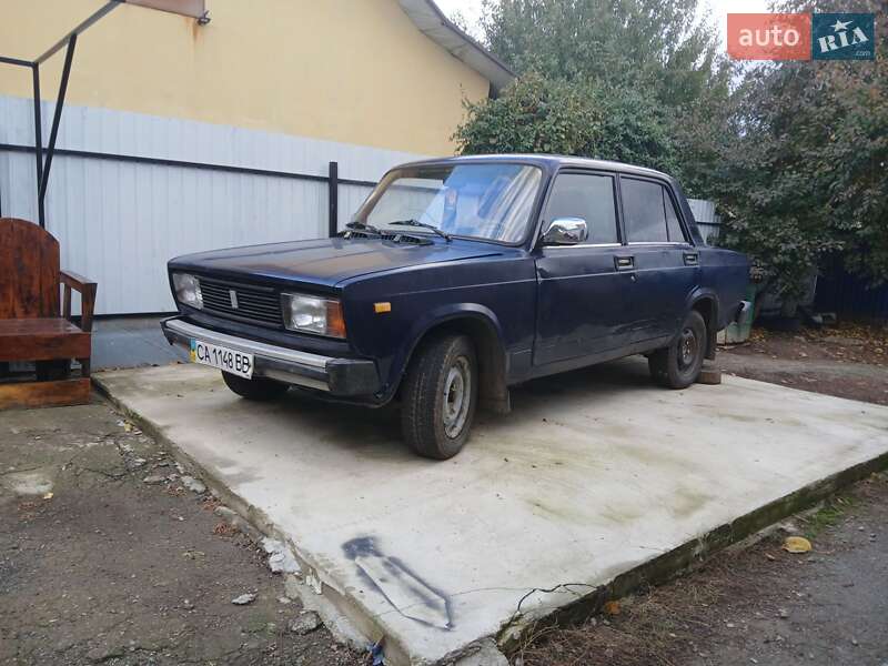 Седан ВАЗ / Lada 2105 1986 в Умани фото Седан ВАЗ / Lada 2105 1986 в Умани