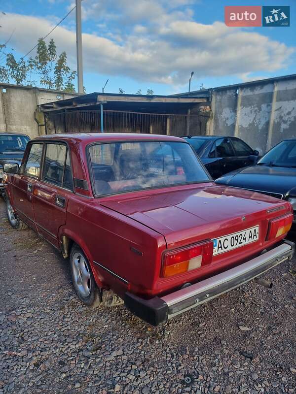 Седан ВАЗ / Lada 2105 1990 в Кременце