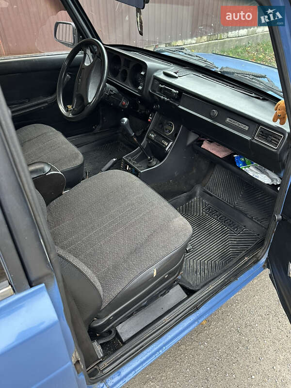 Седан ВАЗ / Lada 2105 2003 в Запорожье фото 13 Седан ВАЗ / Lada 2105 2003 в Запорожье