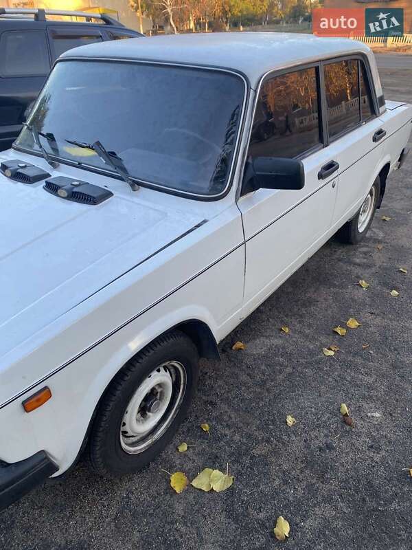 ВАЗ / Lada 2105 1982 ВАЗ / Lada 2105 1982