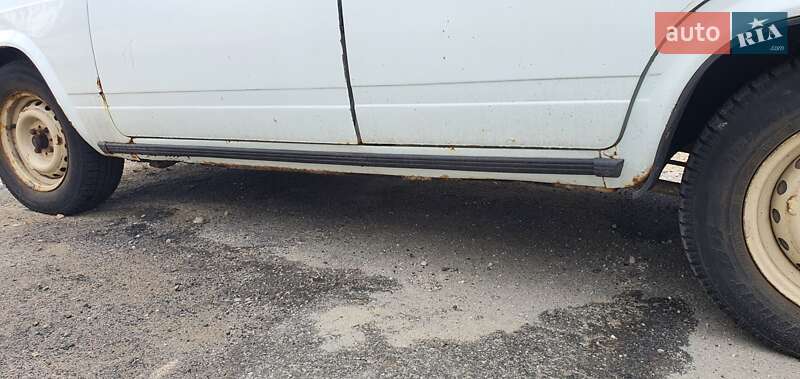 Седан ВАЗ / Lada 2105 1992 в Харкові фото 4 Седан ВАЗ / Lada 2105 1992 в Харкові