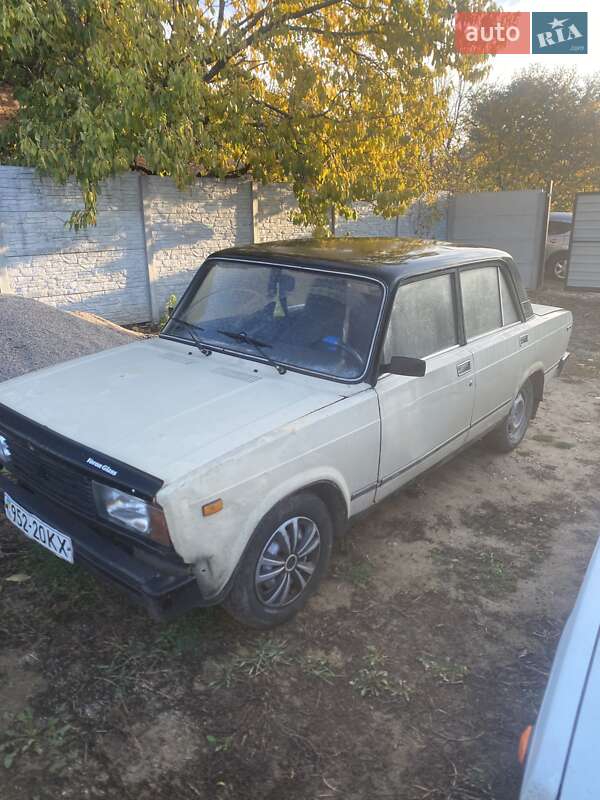 Седан ВАЗ / Lada 2105 1989 в Таращі фото 3 Седан ВАЗ / Lada 2105 1989 в Таращі
