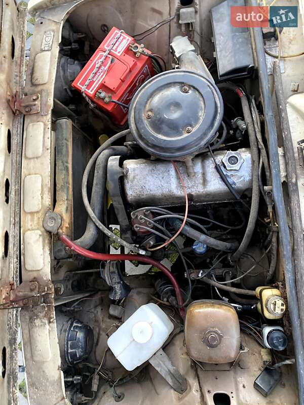 Седан ВАЗ / Lada 2105 1983 в Хмельницком фото 14 Седан ВАЗ / Lada 2105 1983 в Хмельницком