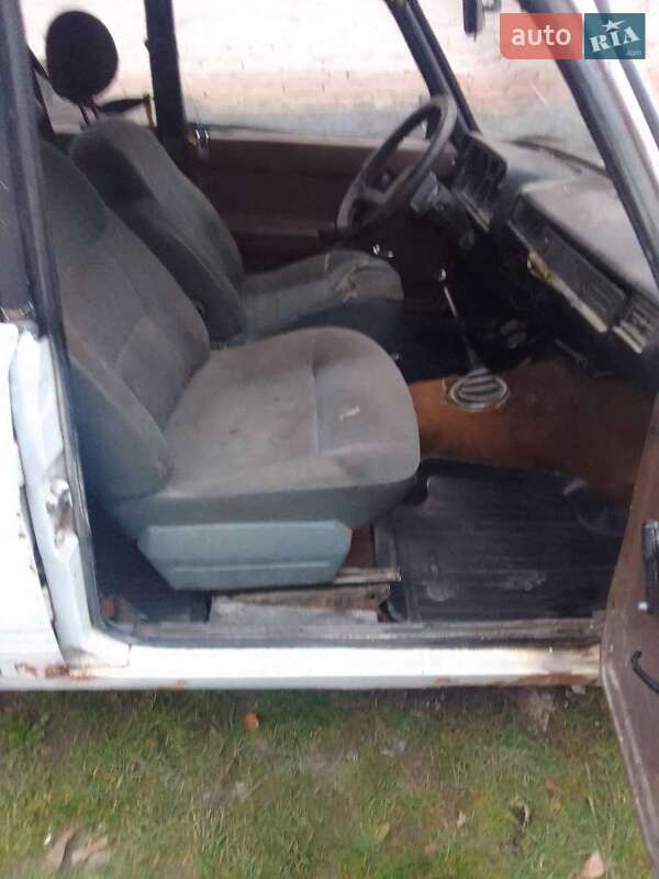 Седан ВАЗ / Lada 2105 1979 в Чорткове