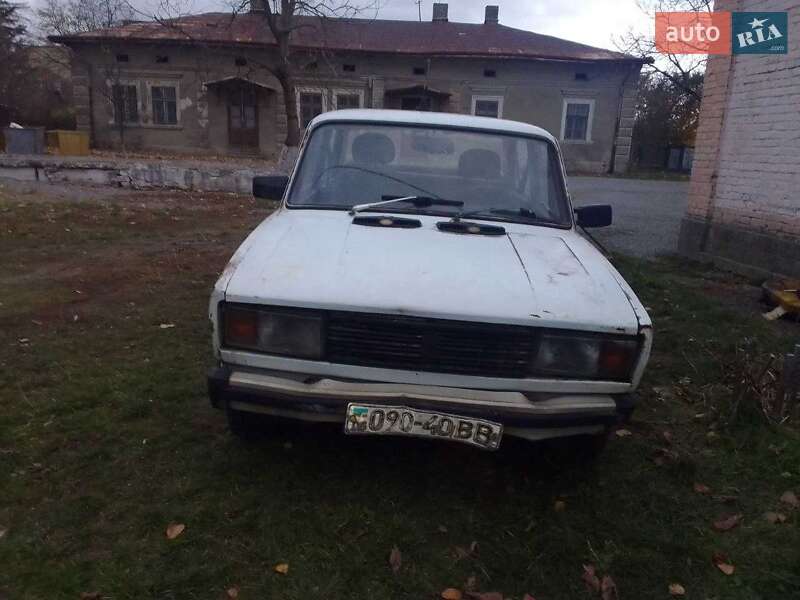 Седан ВАЗ / Lada 2105 1979 в Чорткове