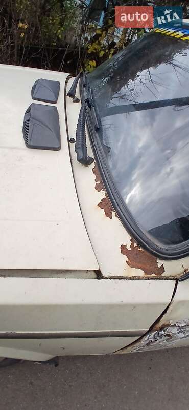 Седан ВАЗ / Lada 2105 1983 в Кролевці