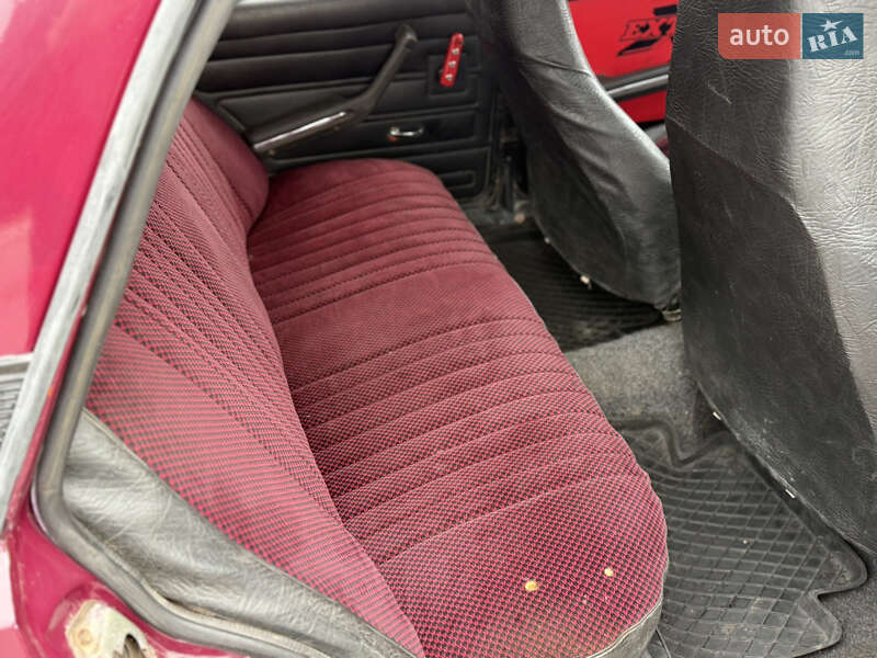 Седан ВАЗ / Lada 2105 1982 в Павлограде