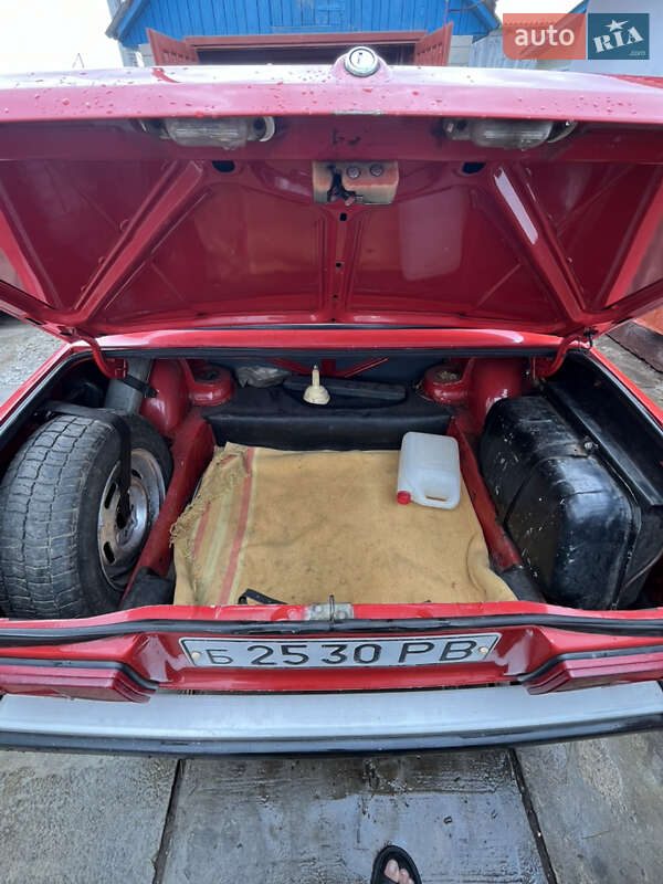 Седан ВАЗ / Lada 2105 1983 в Рівному фото 21 Седан ВАЗ / Lada 2105 1983 в Рівному