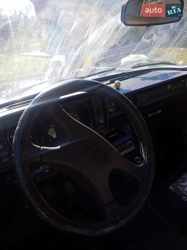 Седан ВАЗ / Lada 2105 1986 в Києві