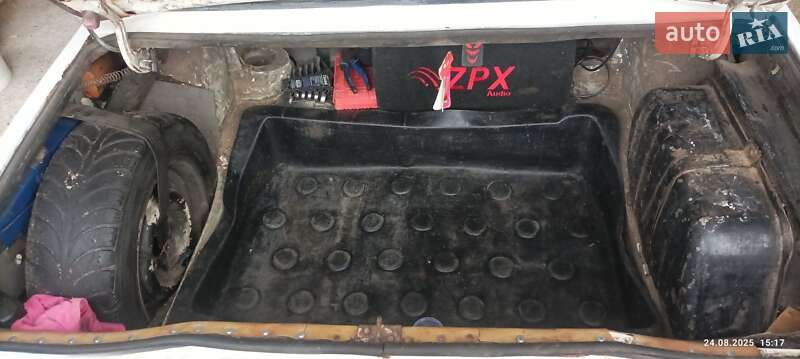 Седан ВАЗ / Lada 2105 1986 в Чернігові фото 17 Седан ВАЗ / Lada 2105 1986 в Чернігові